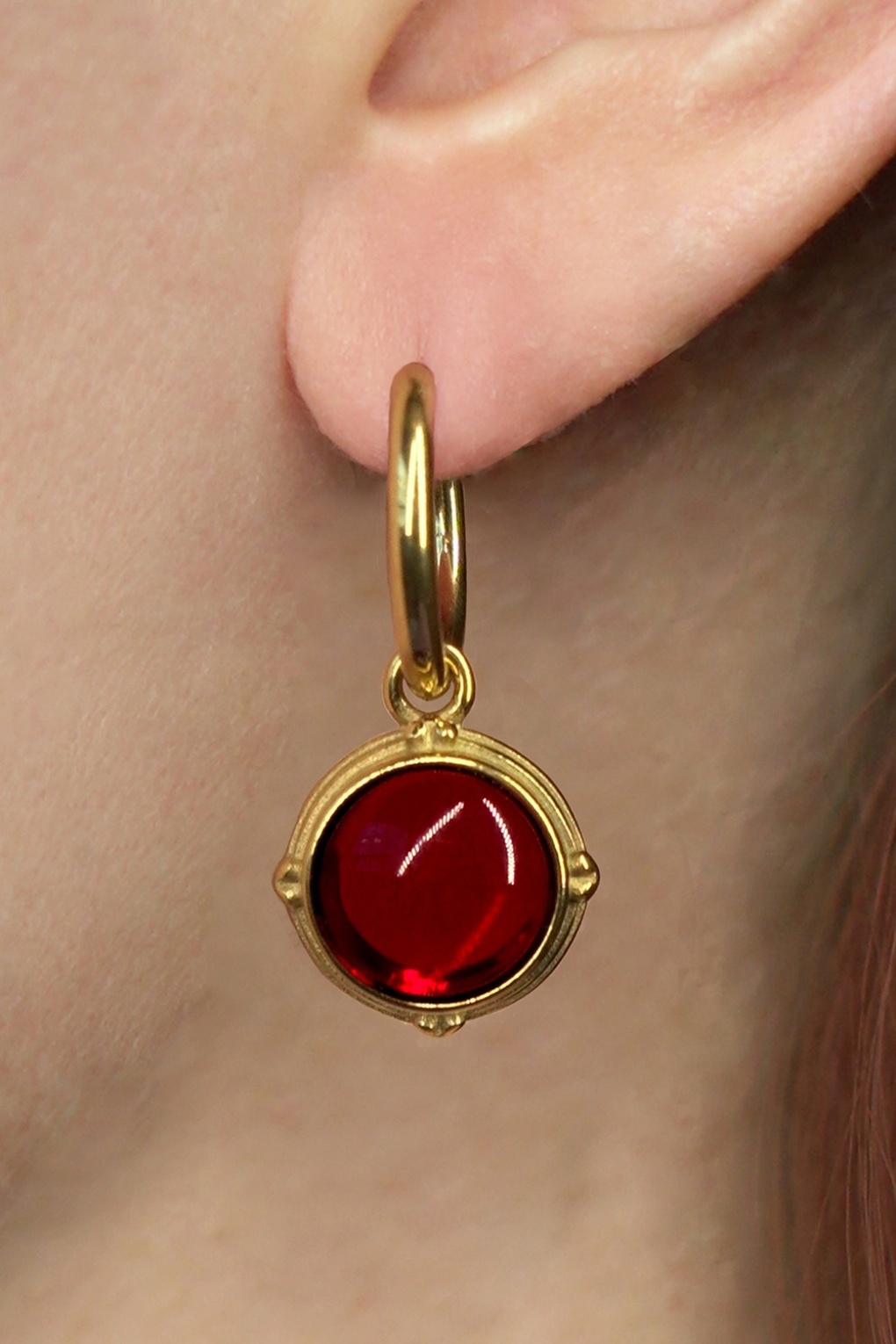 278133-Urban-Hippies-54828-Earrings-Saga-Ruby-Red-250807-001-full