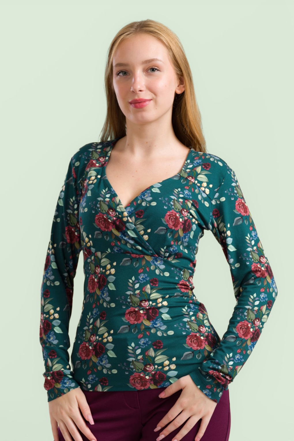 280389-LaLamour-53822-Top-Floral-Aautumn-Bouquet-Green-250812-002MW-full