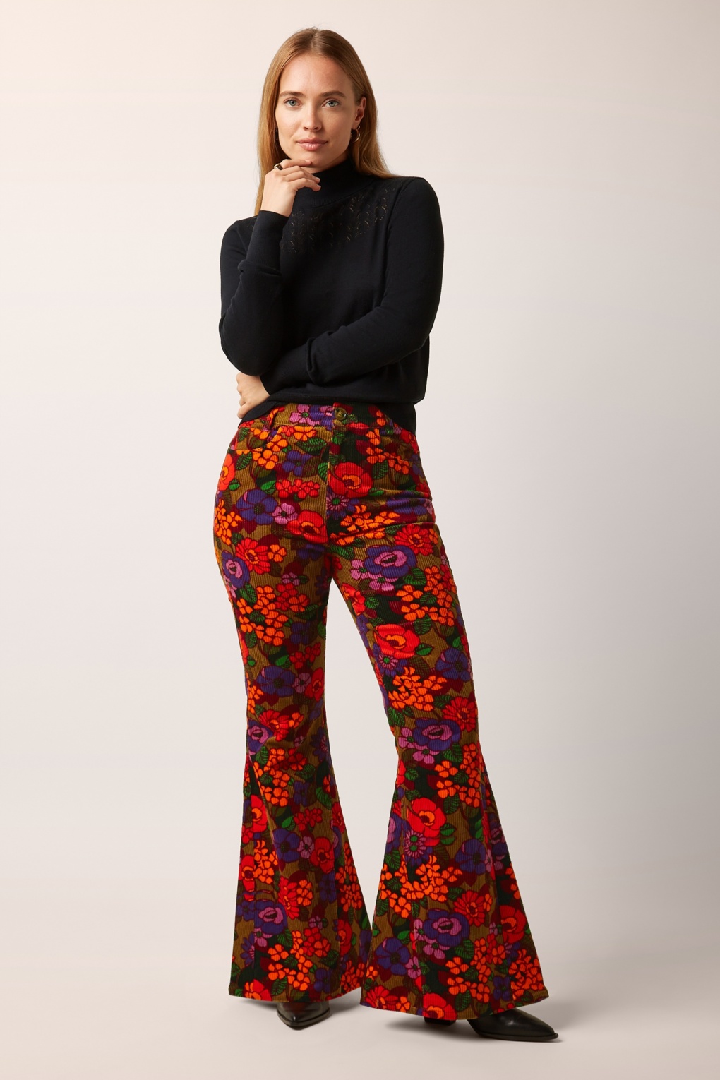 280852-King-Louie-53408-60s-Floral-Rib-Velvet-Bell-Bottom-Pants-001W-full