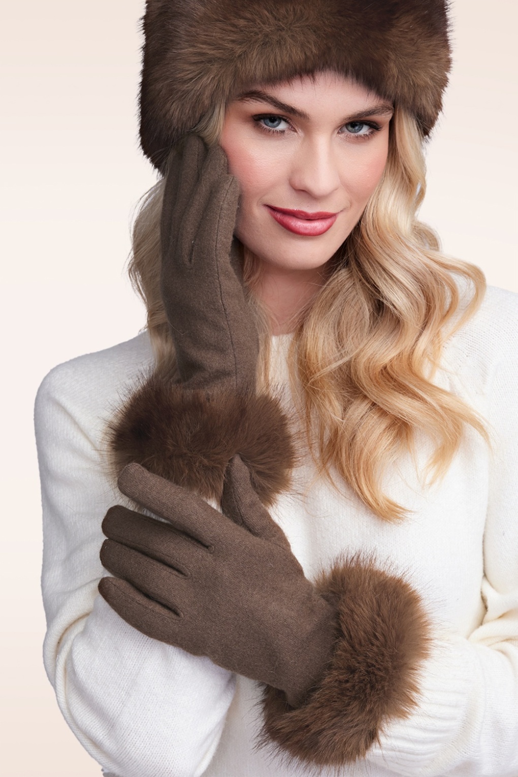 282061-Pia-Rossini-54249-Gloves-Brown-Fakefur-002L-full
