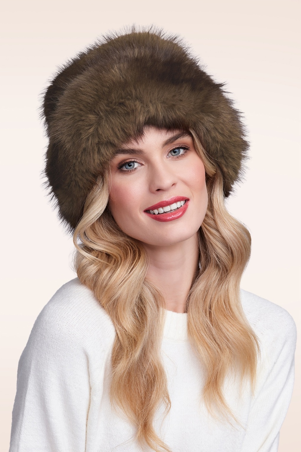 282209-Pia-Rossini-54241-Fake-Fur-Hat-001LW-full