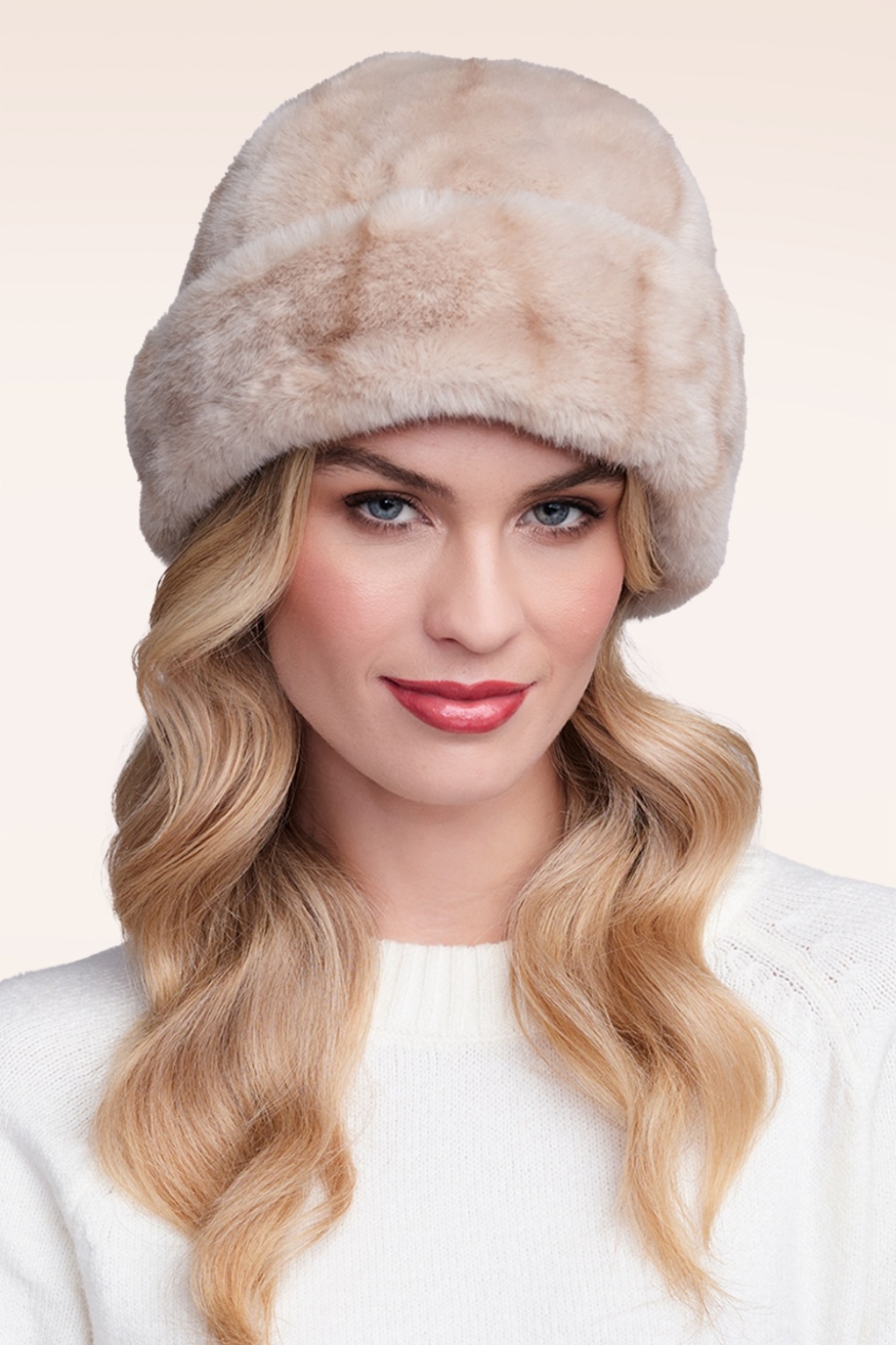 282216-Pia-Rossini-54237-Marilyn-Hat-Honey-251015-001MW-full