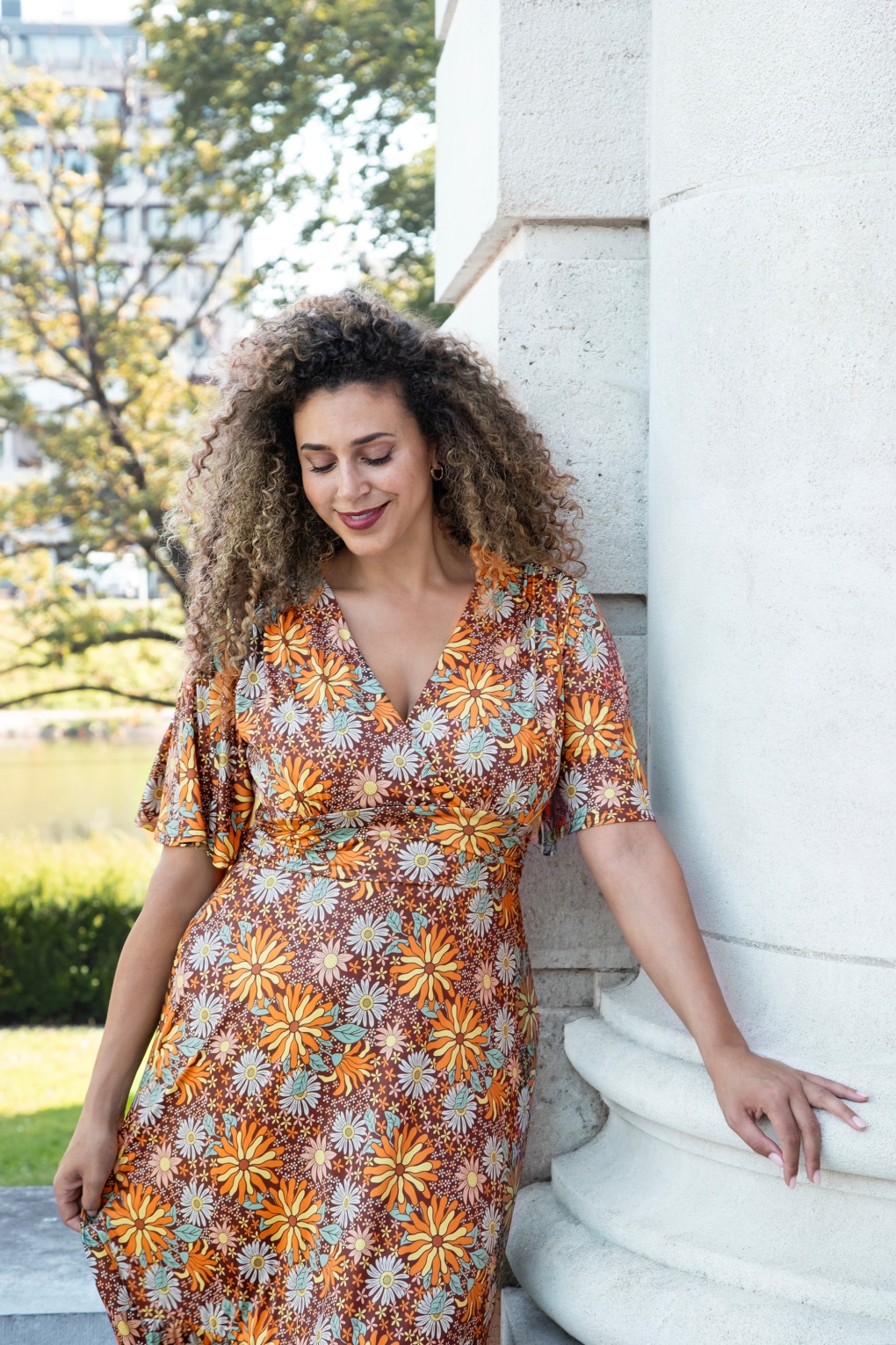 263409-Vintage-Chic-51678-Dress-Maxi-Farah-Floral-Brown-001MW-full