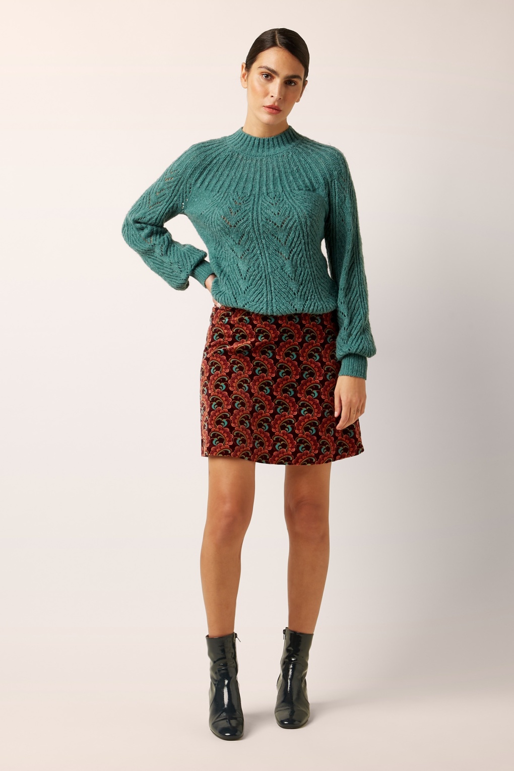 283499-King-Louie-53475-Skirt-Border-Winkle-Porto-Red-250625-001W-full