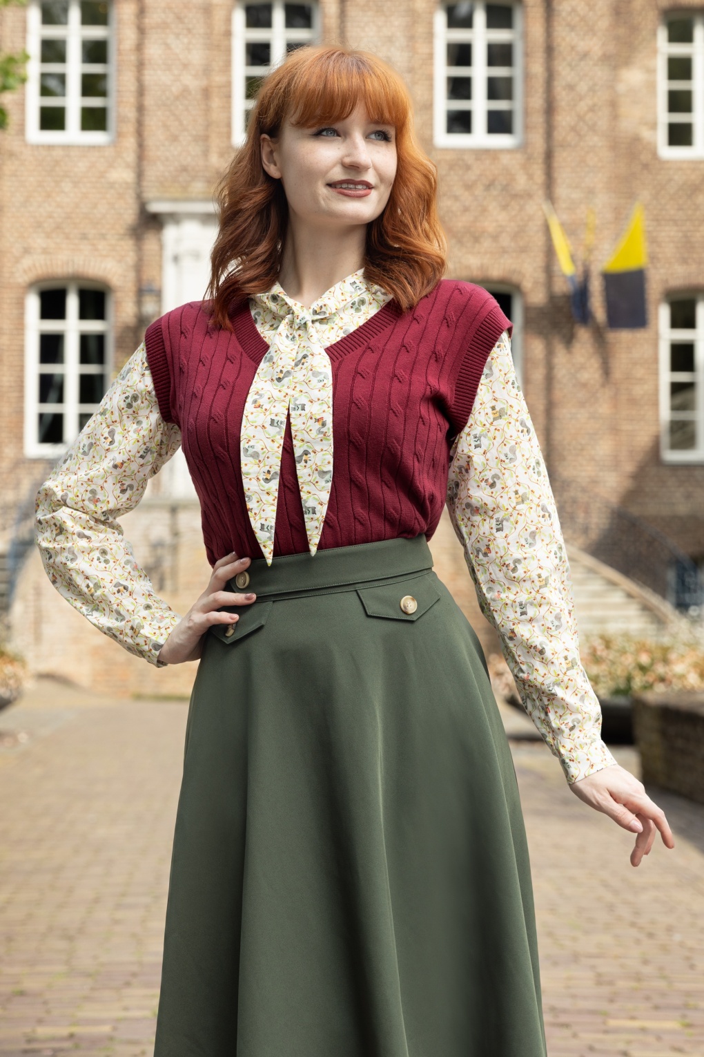 278645-Banned-54086-Gilet-Knit-Burgundy-241112-040M-full