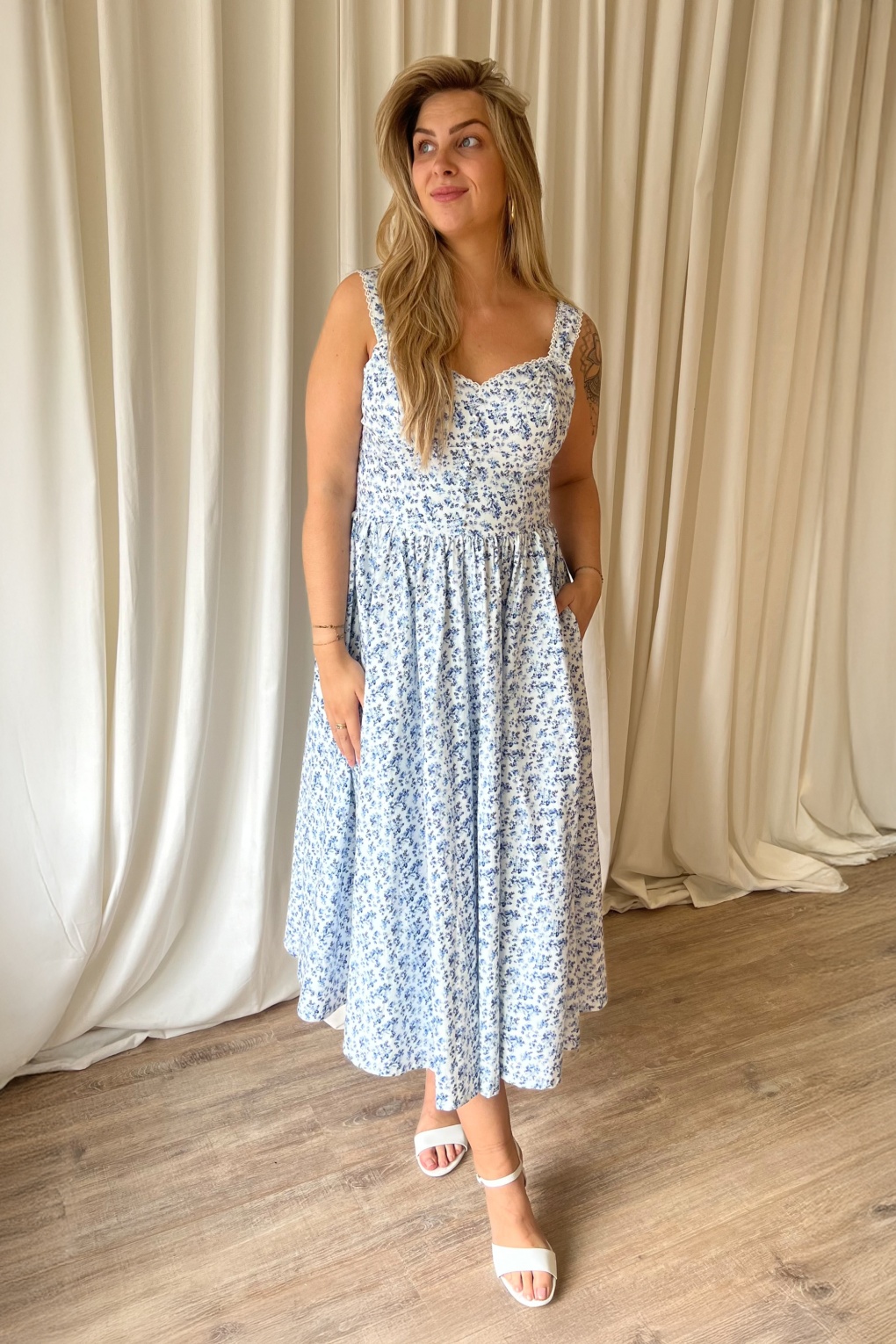 276779-53278-Timeless-W-full