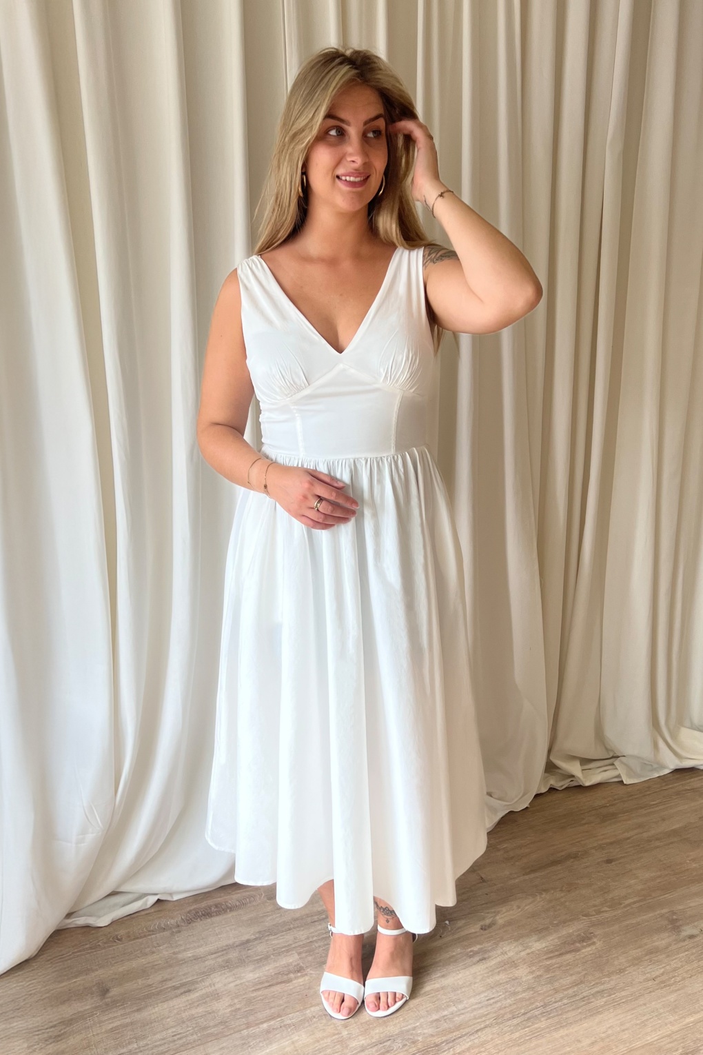 276782-53282-Timeless-W-full