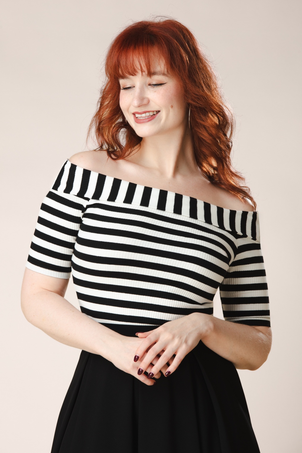 286413-Topvintage-Boutique-55979-Top-Off-Shoulder-Stripe-Black-260115-002W-full