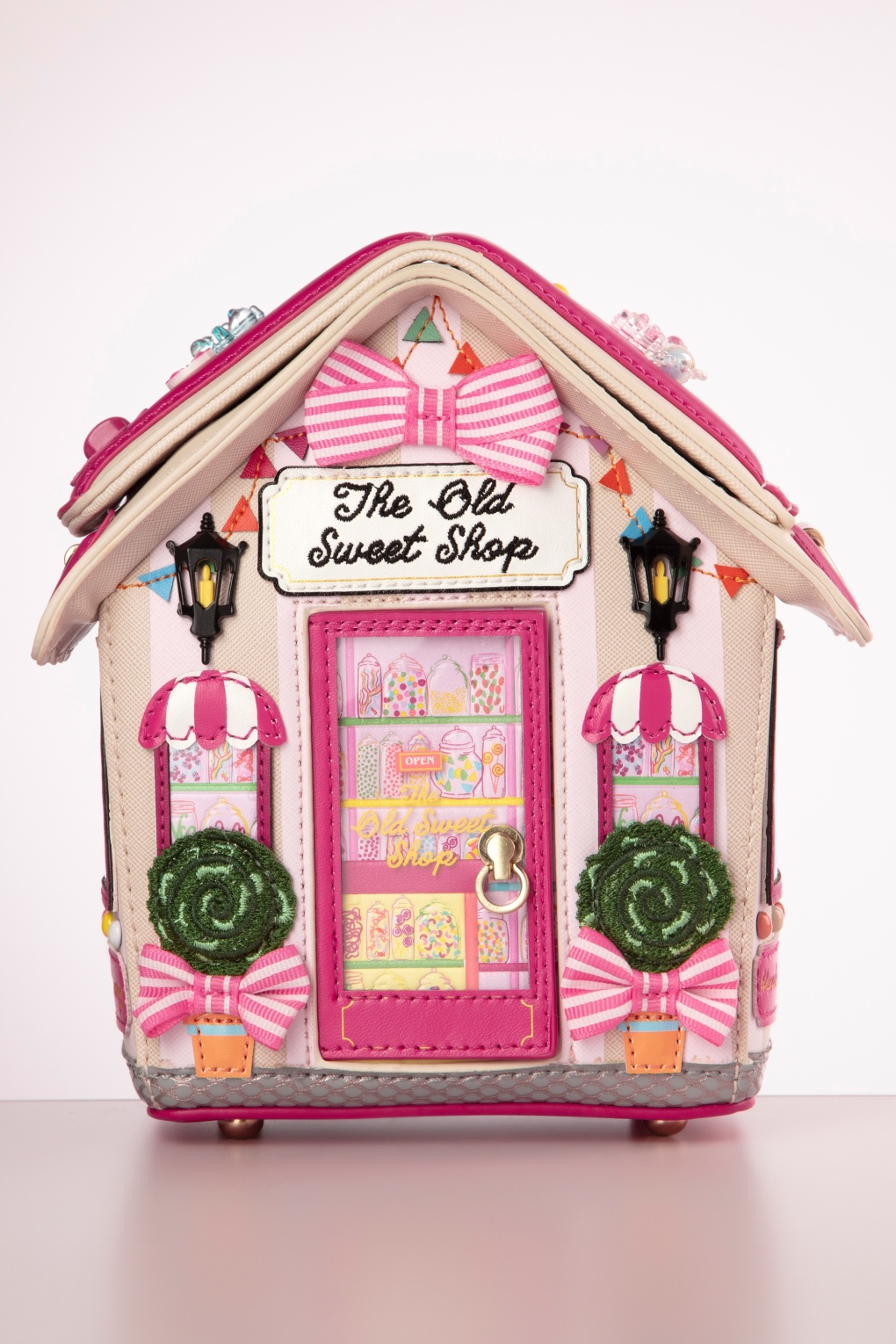 255494-Vendula-50262-The-Old-Sweet-Shop-House-Bag-03182024-4W-full