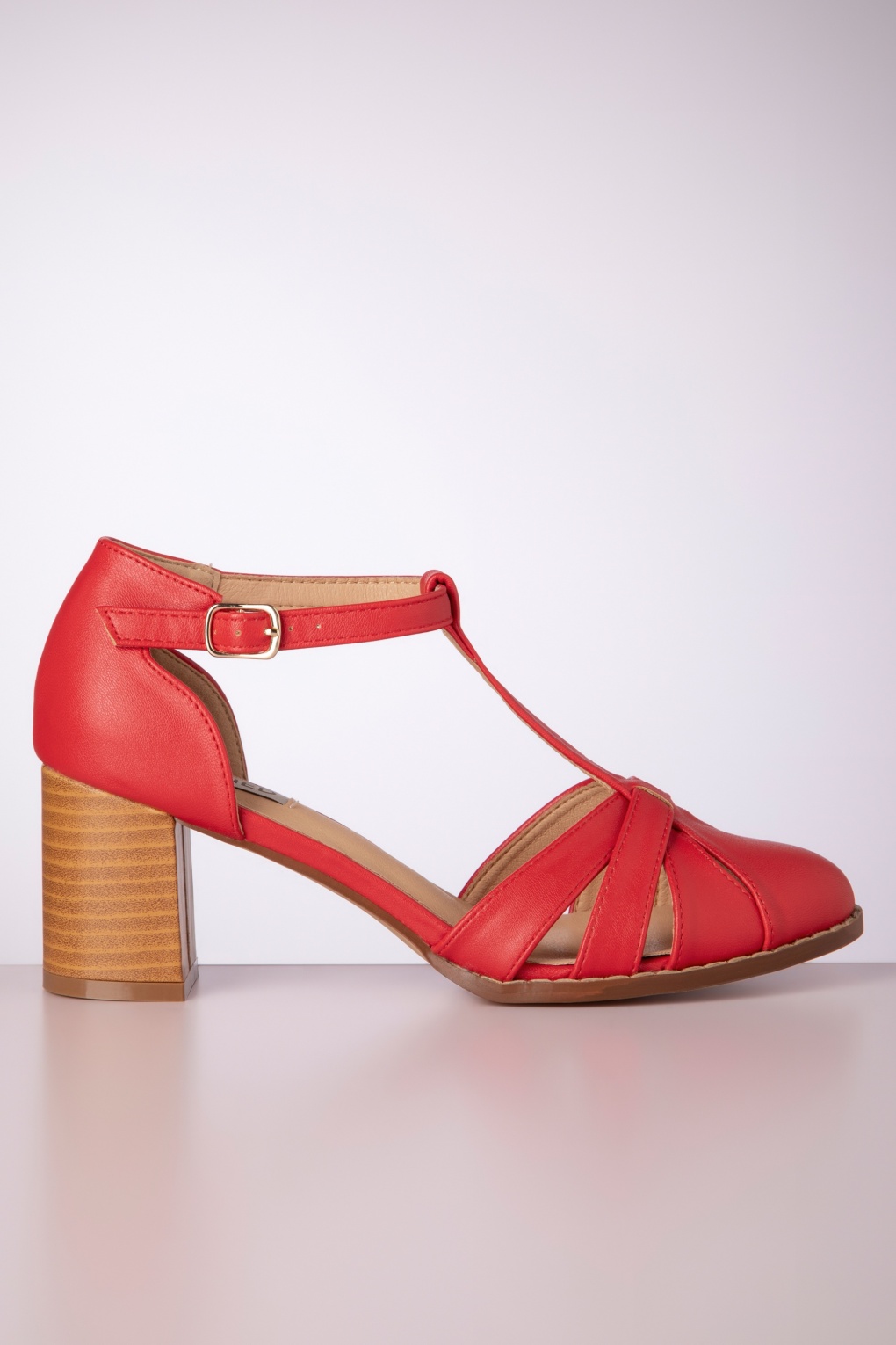 Fancy Footwork pumps in rood