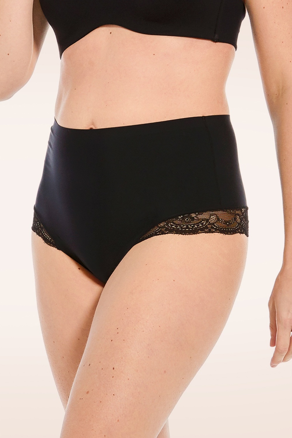 258587-Magic-Bodyfashion-44269-Dream-Hi-Thong-Lace-Black-20220720-023LW-full