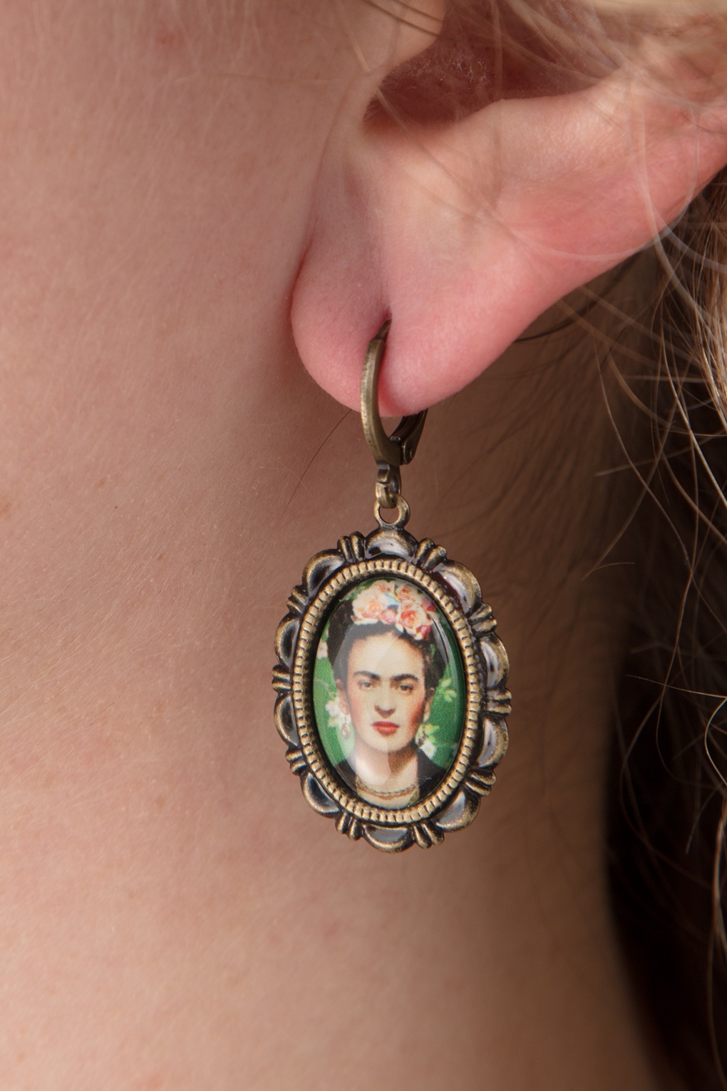 261249-Urban-Hippies-44375-Frida-Earrings-in-Antique-Gold-and-Green-05222024-006W-full
