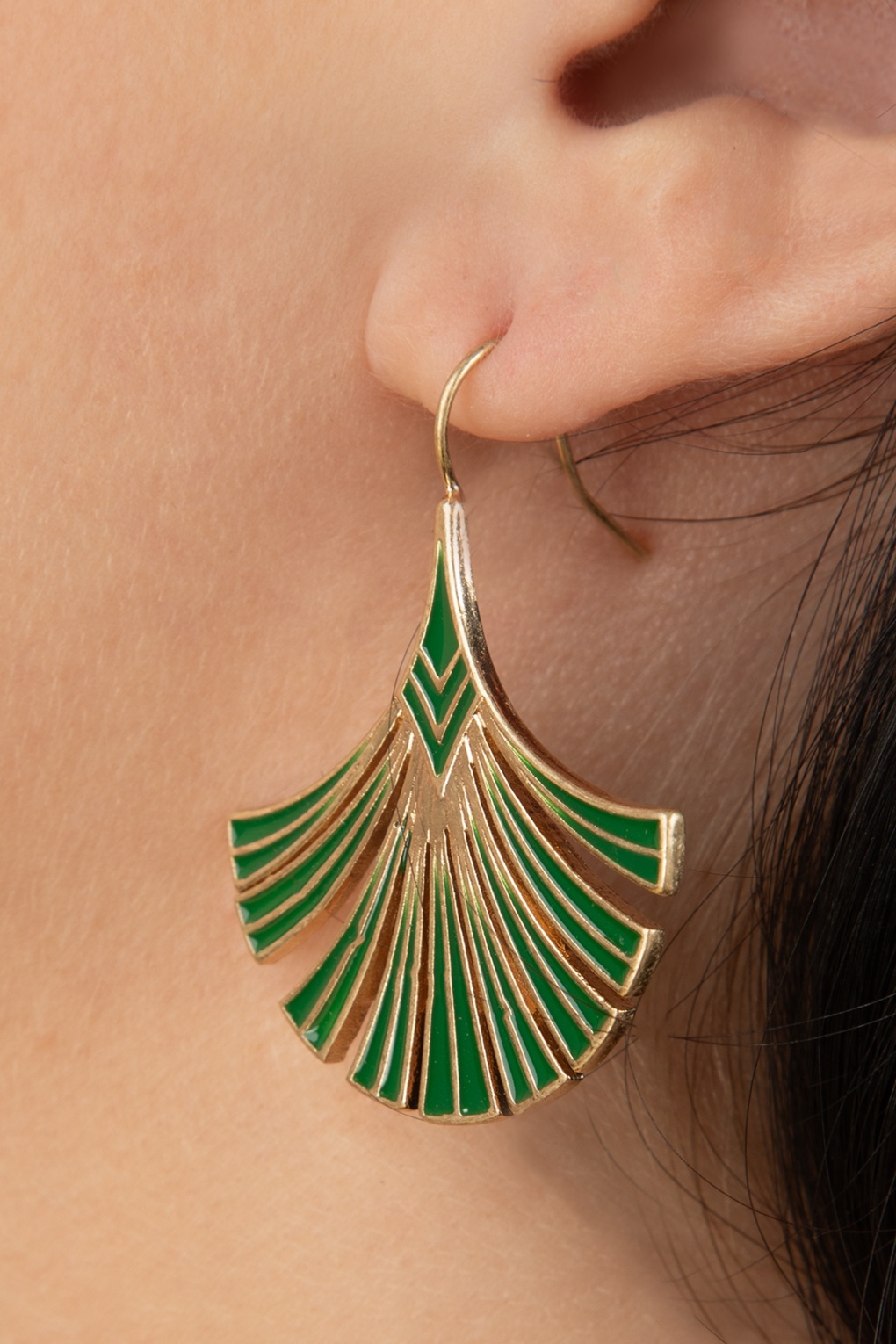 Art Deco Palm Leaf oorbellen in groen