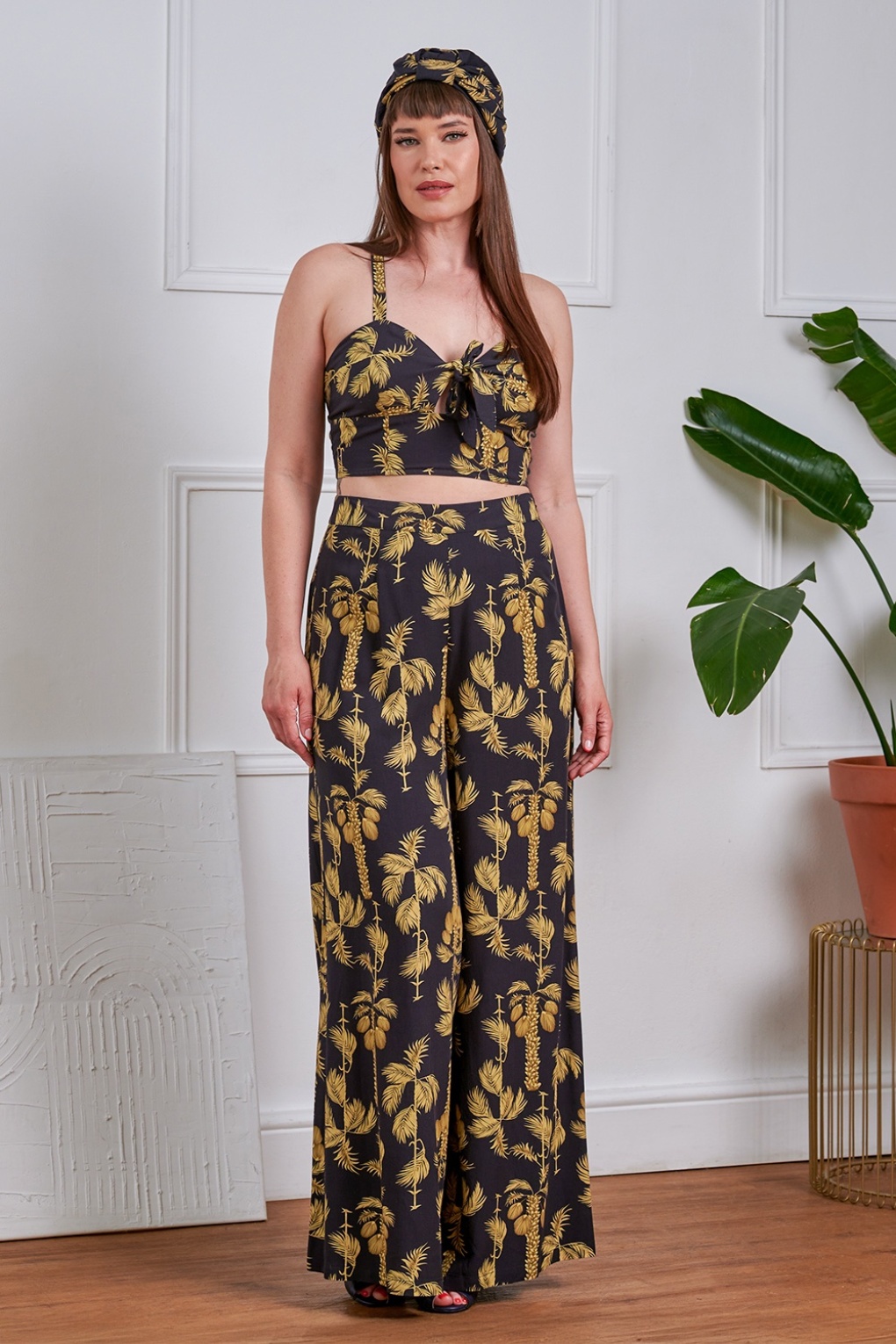 288595-Banned-55495-Elizabeth-Golden-Hour-Palazzo-Trousers-Black-260401-002W-full