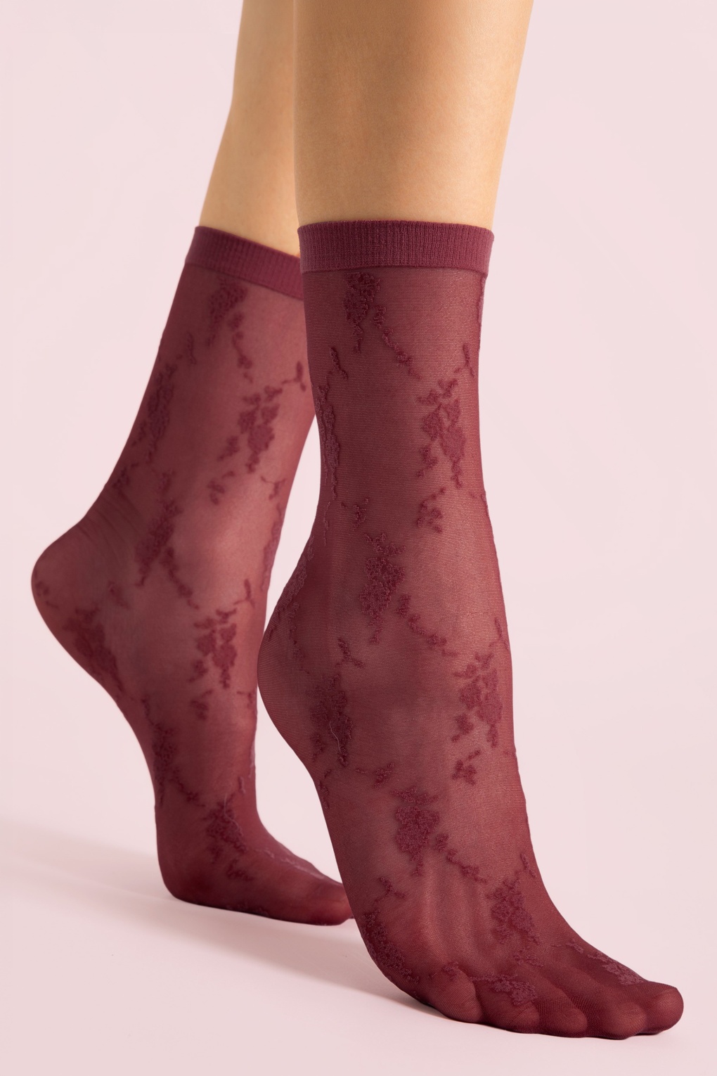 288820-Fiore-56819-Socks-Rosa-Burgundy-260409-001LW-full