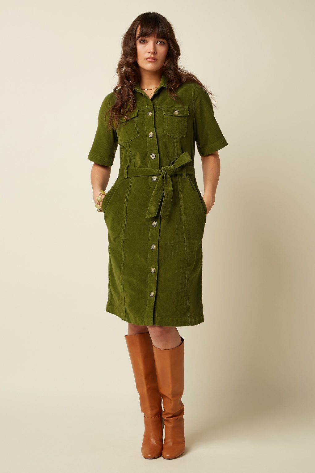 Kate Baby Cord jurk in posey groen