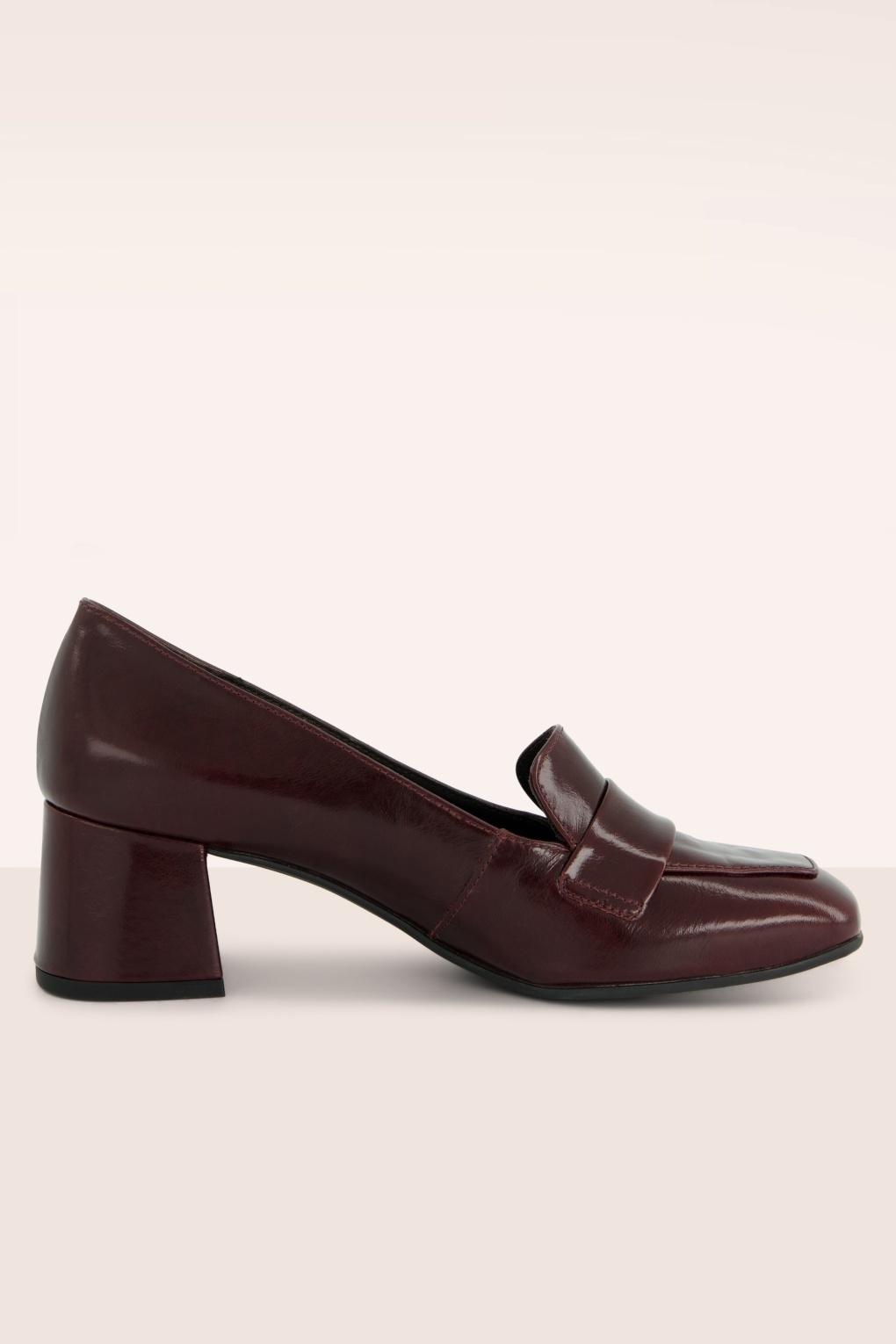 Lily loafer pumps in bordeaux