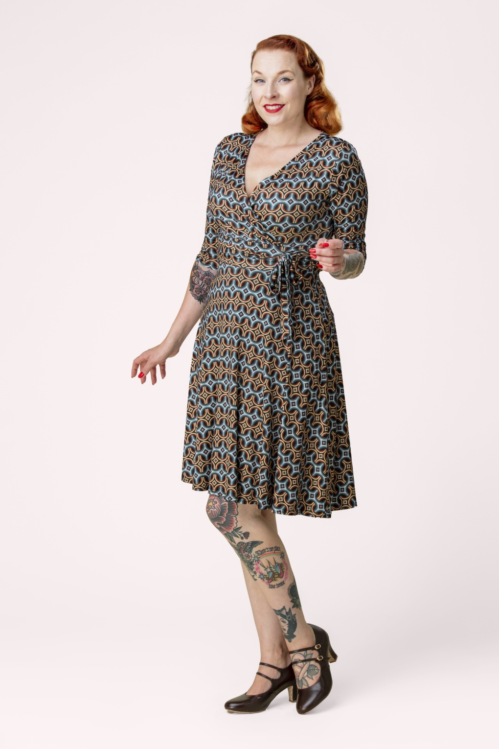 Topvintage exclusive ~ Aria Geo swing dress in multi