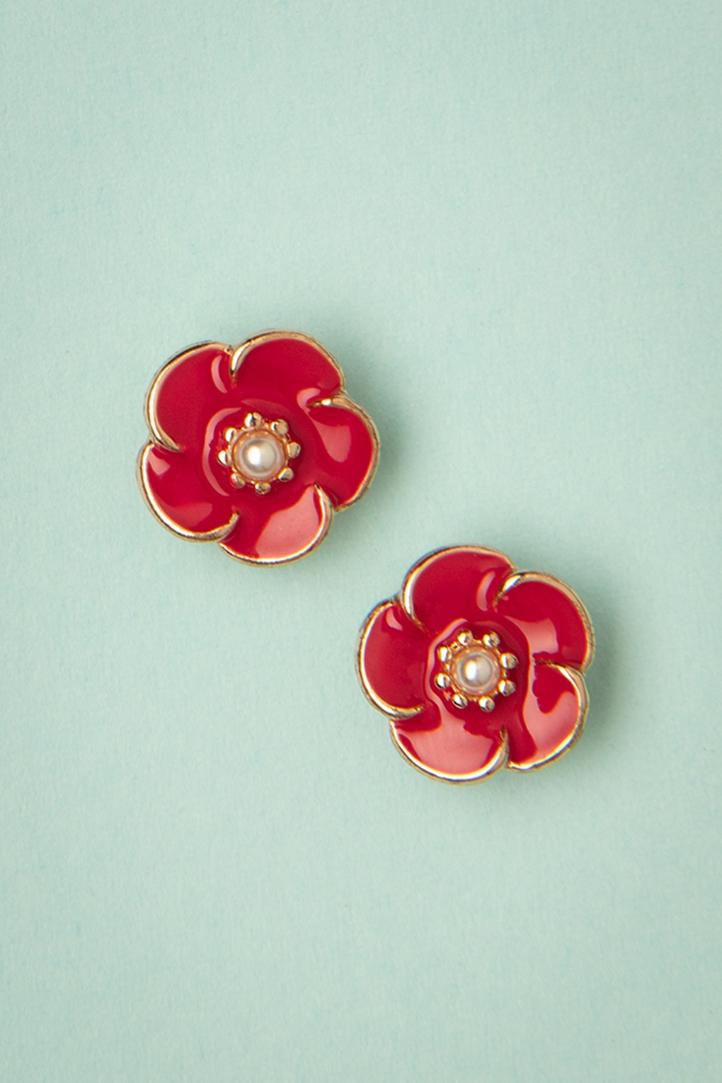 Small Rose oorbellen in lipstickrood