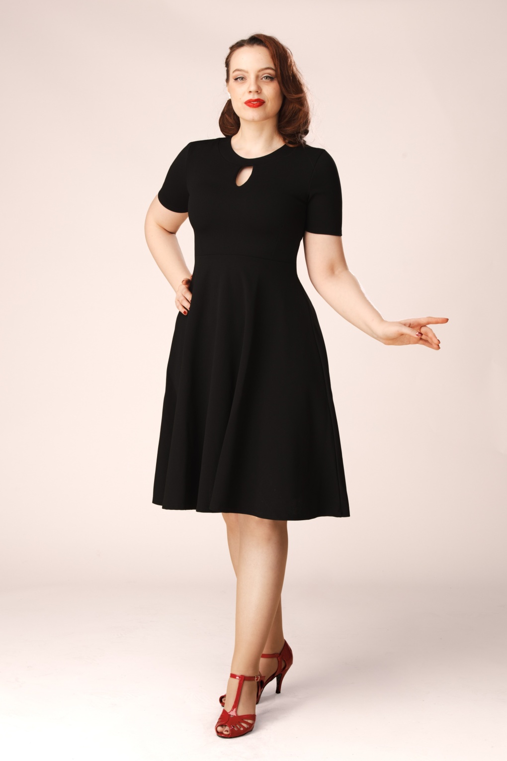 Topvintage exclusive ~ Clara swing jurk in zwart