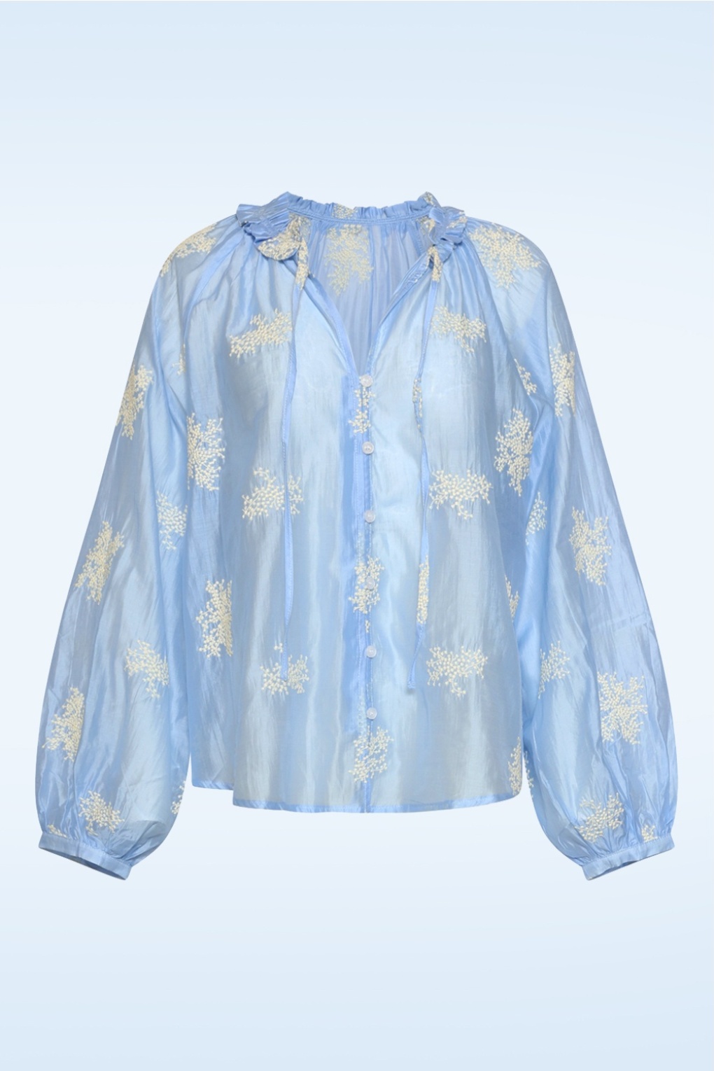 Azure Silk geborduurde blouse in lichtblauw